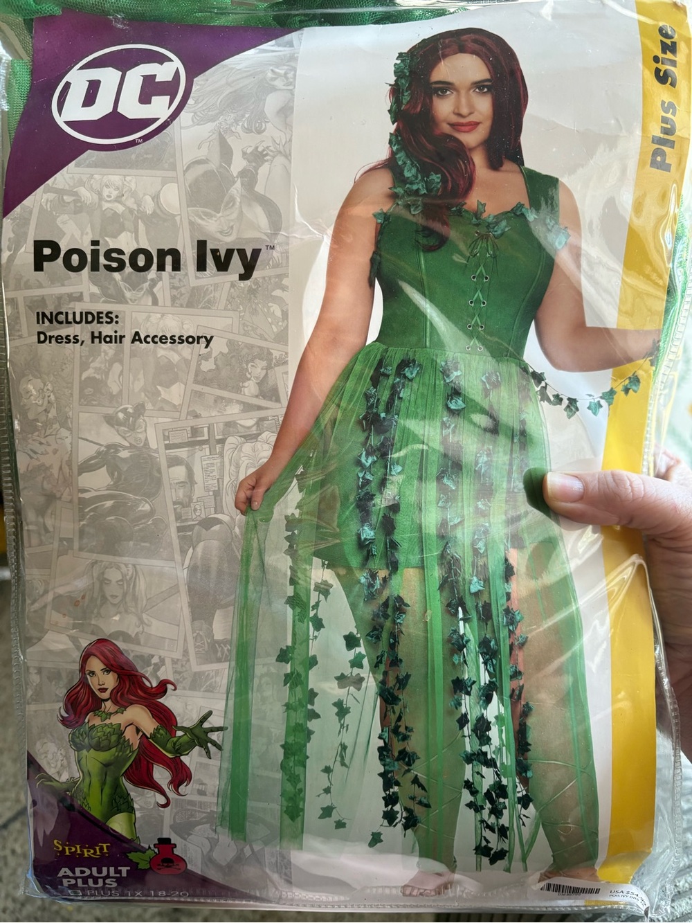 DC Poison Ivy Plus Size Green Leaf Dress missing Hair Accessory